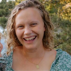 Meet your Posher, Juliana